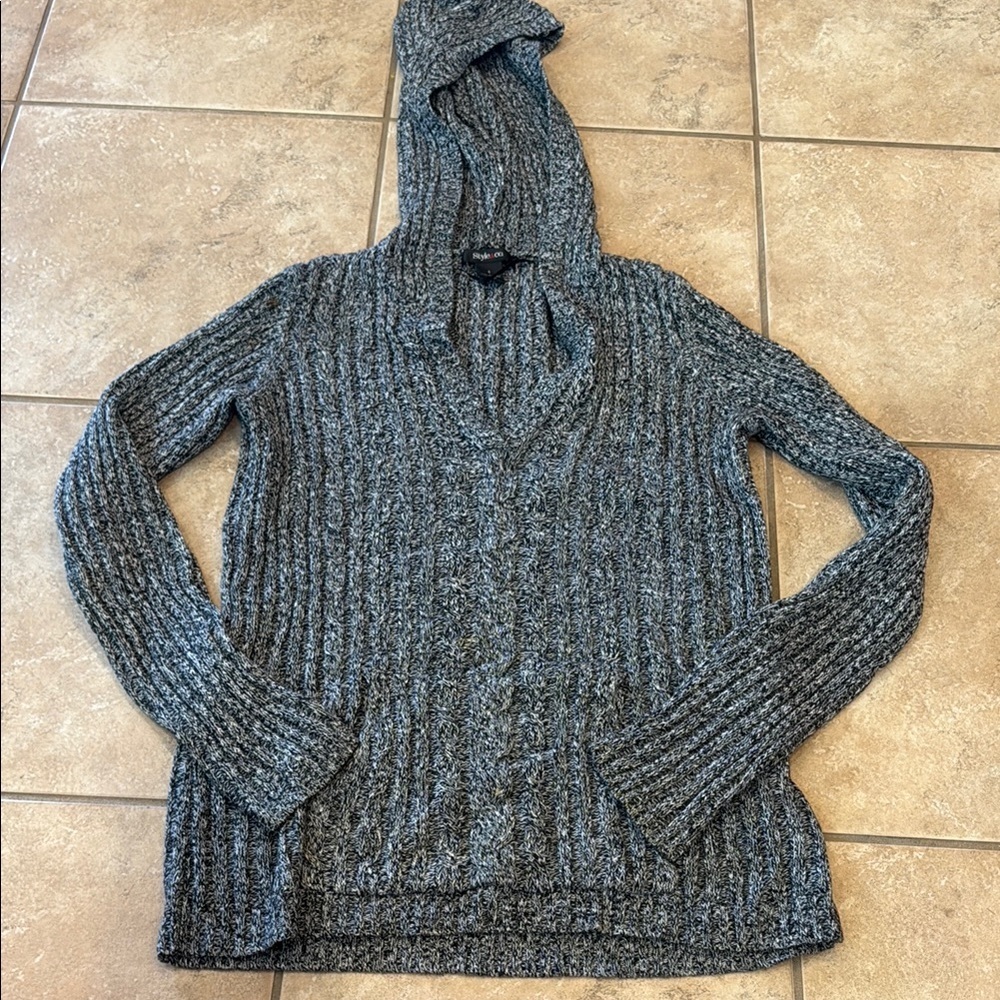 Style & Co. Gray V-Neck Cable Knit Sweater
